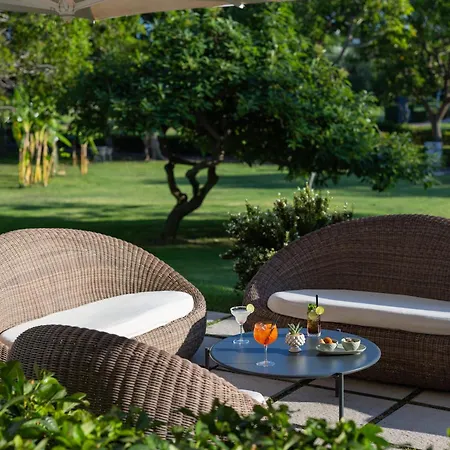 Ośrodek wypoczynkowy Naxos Sicilia 4*